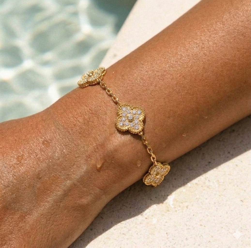 Four Leaf Clover In Gold Zirconia