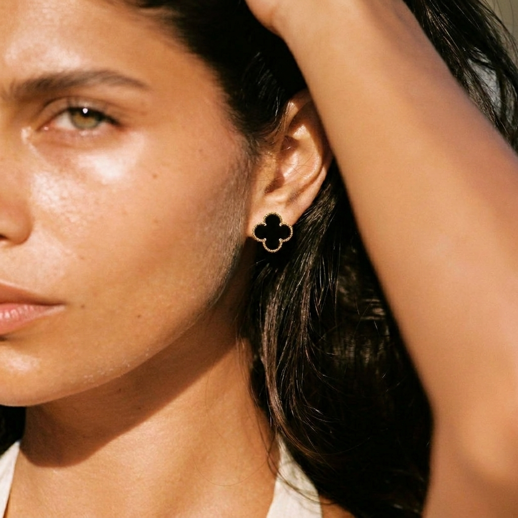 Clover Black Earrings