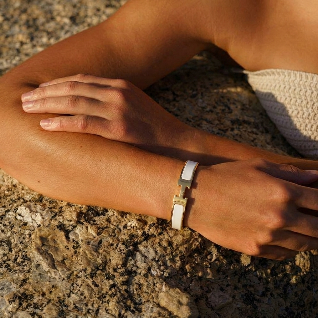 Helene Elegant Bracelet