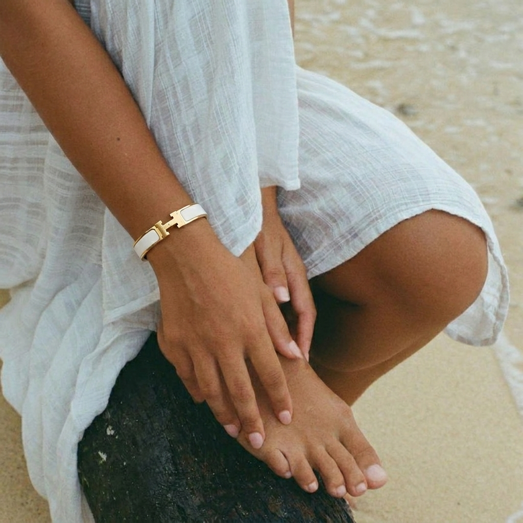 Helene Elegant Bracelet