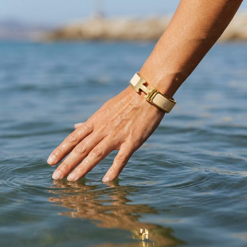 Helene Elegant Bracelet